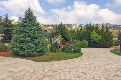 Your Mountain Retreat Awaits – Deluxe Villa in Ajaltoun for Sale