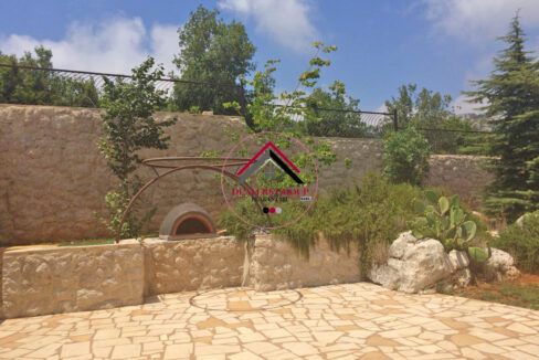 Your Mountain Retreat Awaits – Deluxe Villa in Ajaltoun for Sale