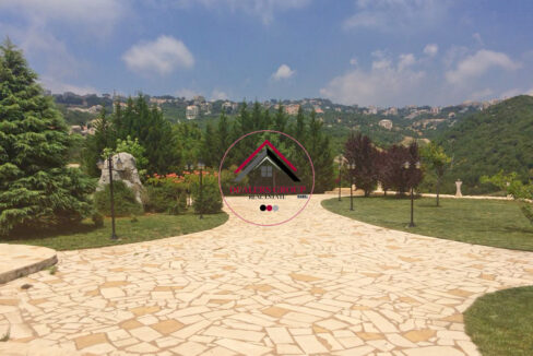 Your Mountain Retreat Awaits – Deluxe Villa in Ajaltoun for Sale