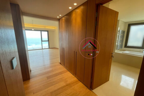 Full Sea View Modern Deluxe Apartment for sale in Ramlet el Bayda