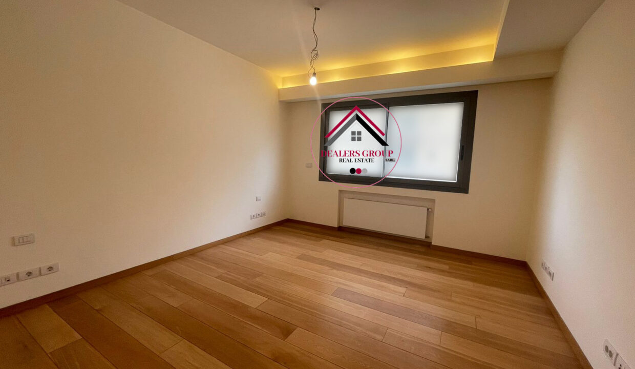 Full Sea View Modern Deluxe Apartment for sale in Ramlet el Bayda