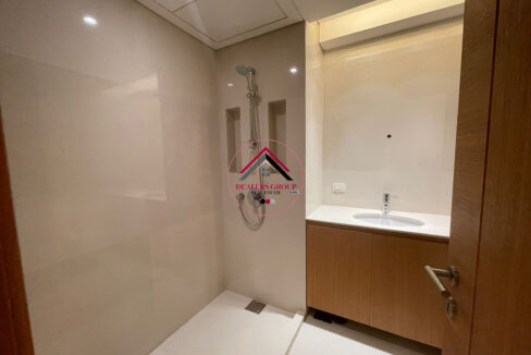 Full Sea View Modern Deluxe Apartment for sale in Ramlet el Bayda