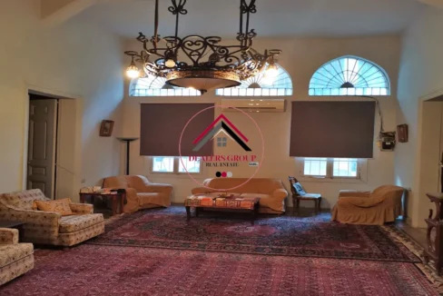 Prime Location Old Traditional House for sale in Saifi