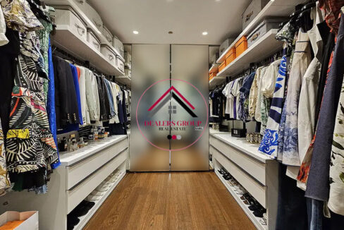 Prime Location Modern Apartment for sale in Tallet el Khayat