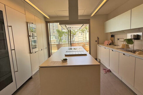 Private Terrace ! Modern Penthouse for sale in Downtown Beirut