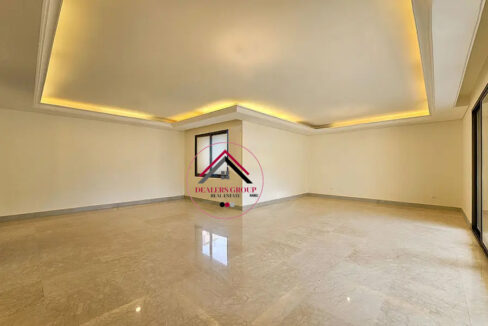 Prime Location Apartment for sale in Manara