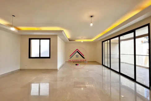 Prime Location Apartment for sale in Manara