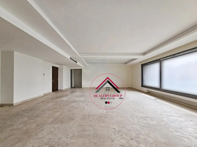 Sea View Apartment for sale in Ramlet el Bayda in a Modern Building