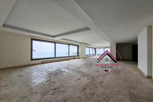 Sea View Apartment for sale in Ramlet el Bayda in a Modern Building