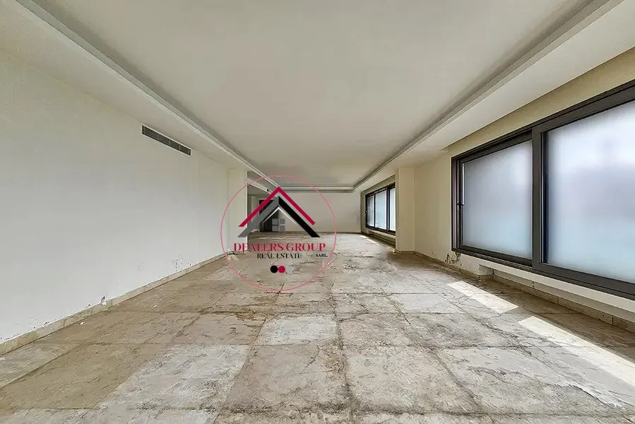 Sea View Apartment for sale in Ramlet el Bayda in a Modern Building