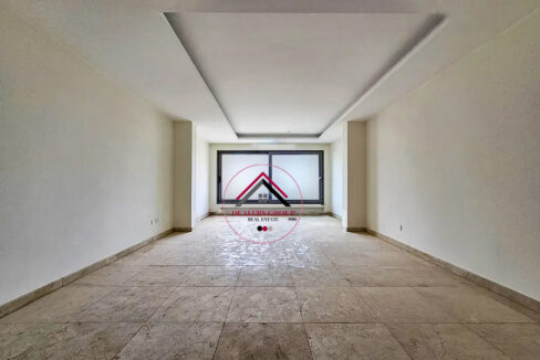 Sea View Apartment for sale in Ramlet el Bayda in a Modern Building