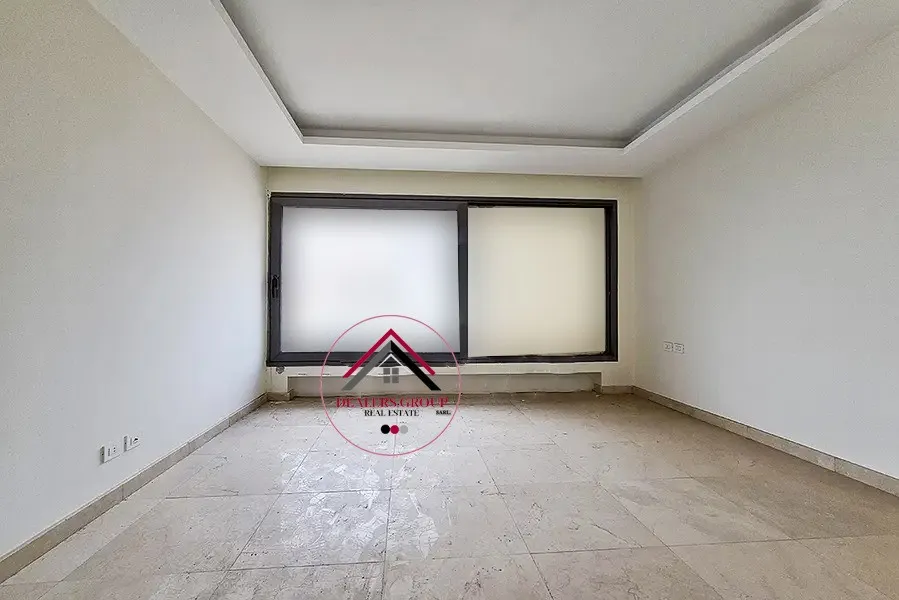 Sea View Apartment for sale in Ramlet el Bayda in a Modern Building