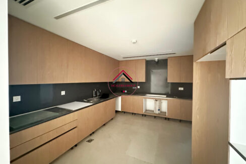 app sale saifi beirut (10)