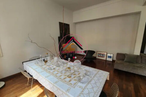 شقة  للبيع في كليمنصو في موقع مميز