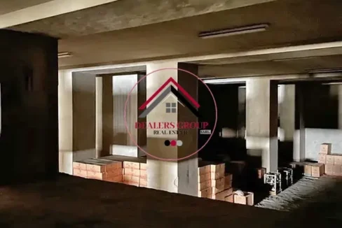 High Ceilings Spacious Warehouse for sale in Ramlet el Bayda - Beirut