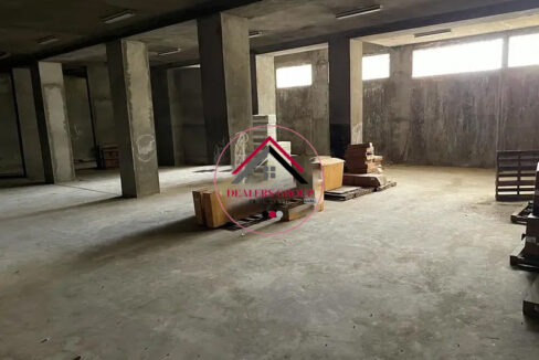 High Ceilings Spacious Warehouse for sale in Ramlet el Bayda - Beirut