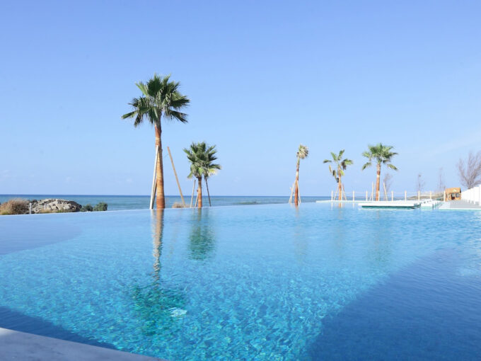 hotel for sale in ain mreisseh