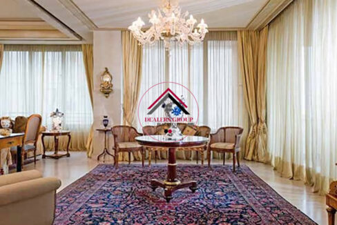 Sea View Penthouse Duplex for sale in Ramlet el Bayda + Private Gym