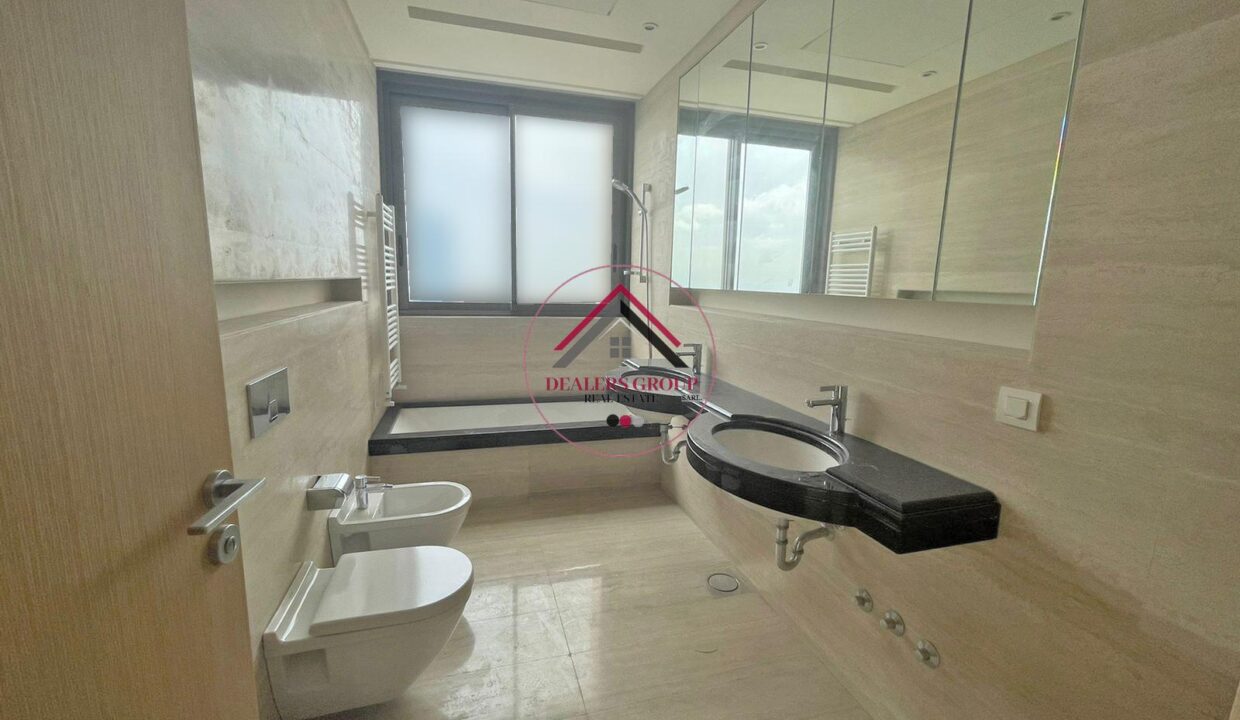 Sea View Apartment for sale in Carré d'Or, Achrafieh