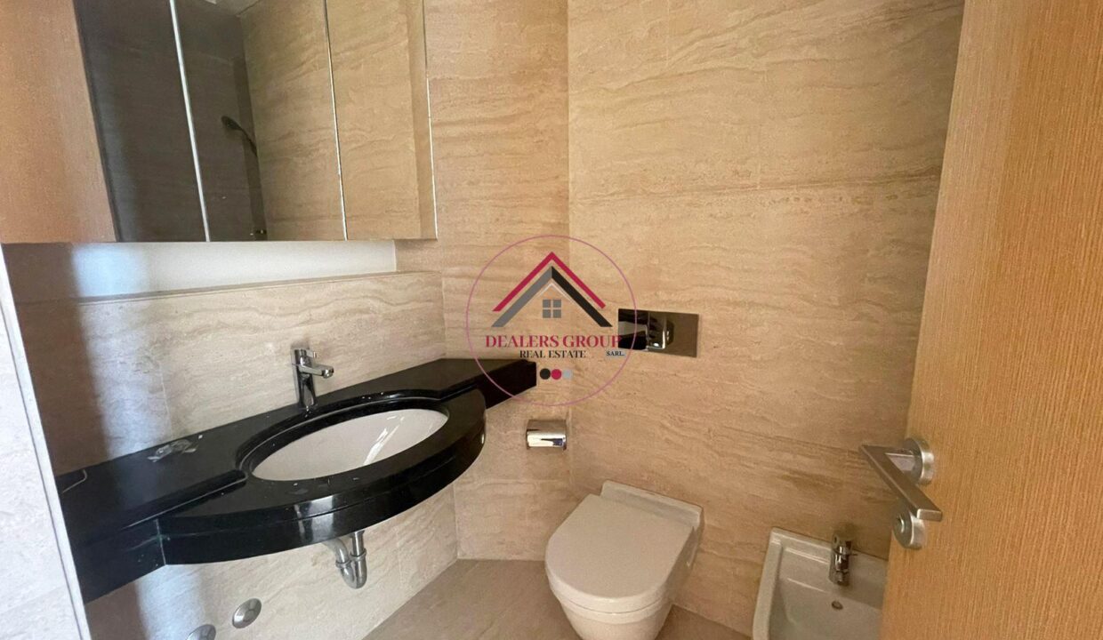 Sea View Apartment for sale in Carré d'Or, Achrafieh