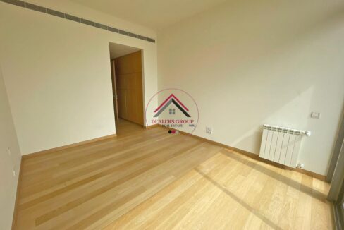 Sea View Apartment for sale in Carré d'Or, Achrafieh