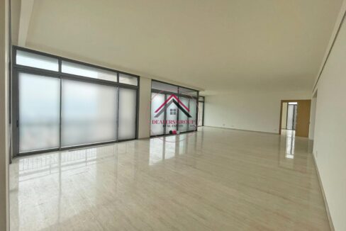 Sea View Apartment for sale in Carré d'Or, Achrafieh