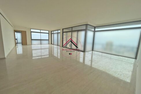 Sea View Apartment for sale in Carré d'Or, Achrafieh