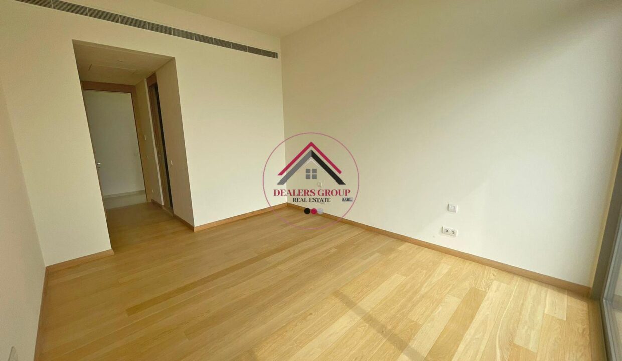 Sea View Apartment for sale in Carré d'Or, Achrafieh