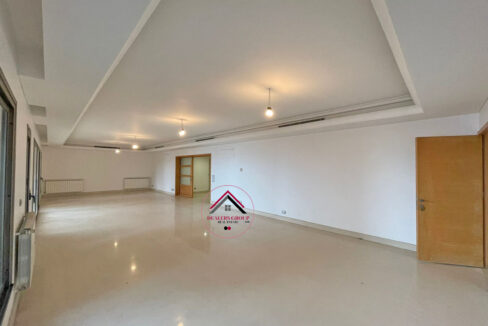 Make yourself at home ! Elegant Apartment for sale in Ain el Mreisseh