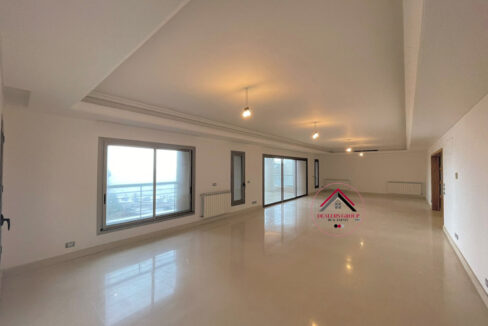 Make yourself at home ! Elegant Apartment for sale in Ain el Mreisseh