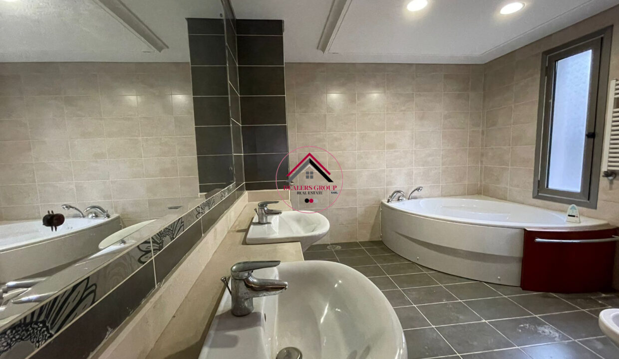 Make yourself at home ! Elegant Apartment for sale in Ain el Mreisseh