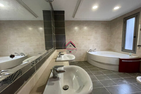 Make yourself at home ! Elegant Apartment for sale in Ain el Mreisseh