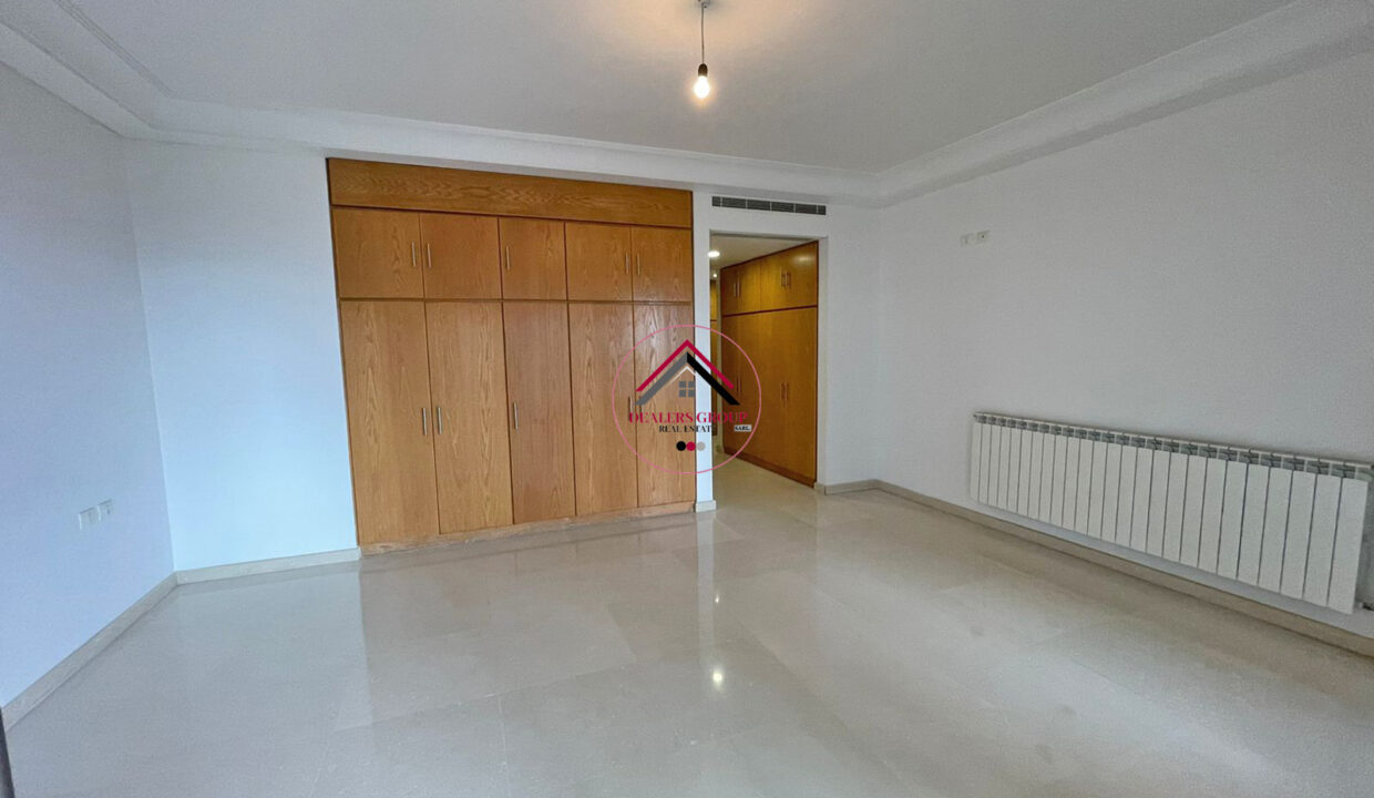 Make yourself at home ! Elegant Apartment for sale in Ain el Mreisseh