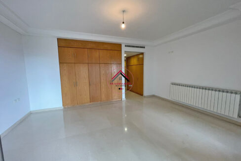 Make yourself at home ! Elegant Apartment for sale in Ain el Mreisseh