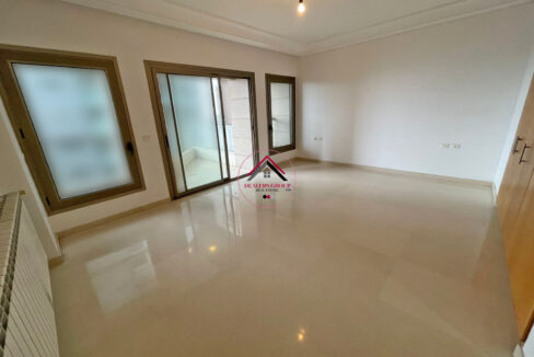 Make yourself at home ! Elegant Apartment for sale in Ain el Mreisseh