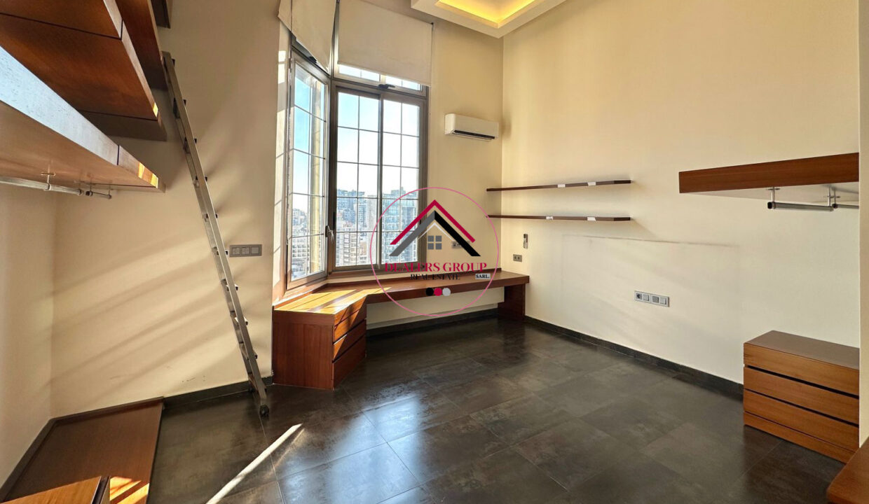 Sea View Penthouse Apartment for sale in Hamra -Ras Beirut