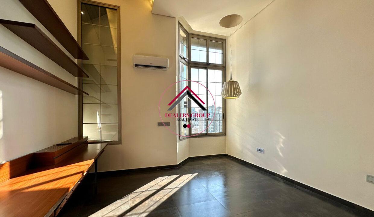 Sea View Penthouse Apartment for sale in Hamra -Ras Beirut