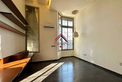 Sea View Penthouse Apartment for sale in Hamra -Ras Beirut