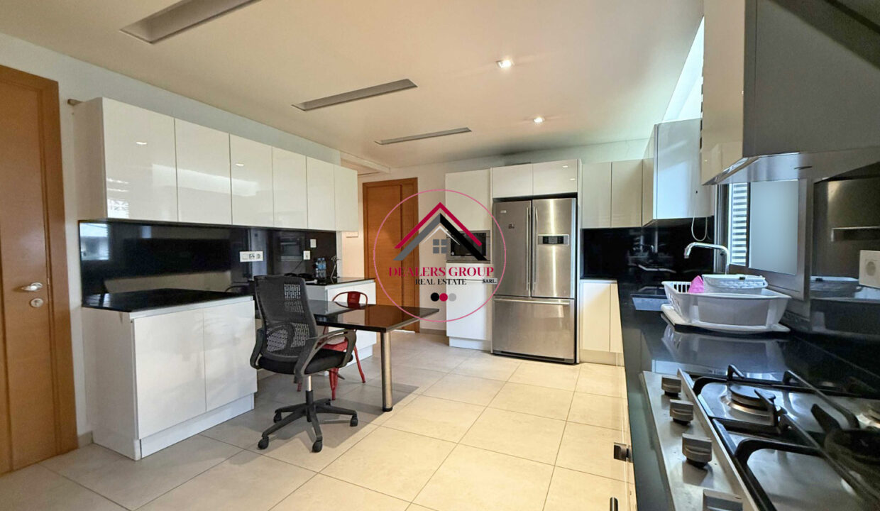 Deluxe Apartment for sale in Tallet el Khayat in a Prime Location