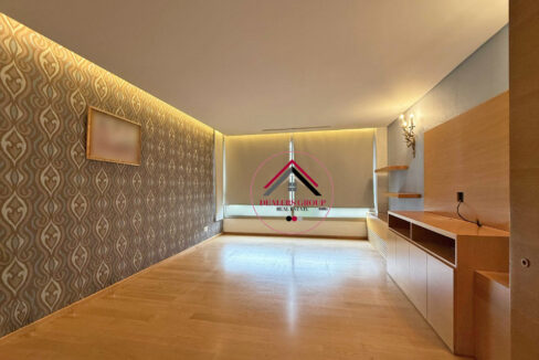 Deluxe Apartment for sale in Tallet el Khayat in a Prime Location