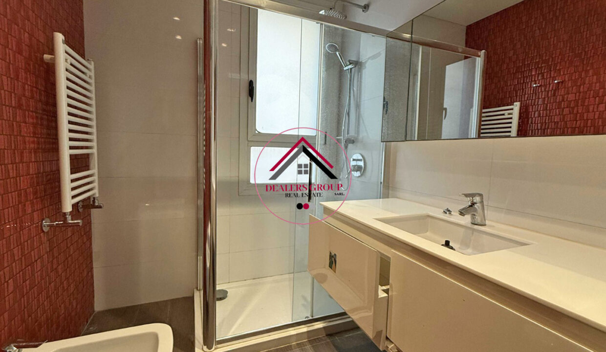 Deluxe Apartment for sale in Tallet el Khayat in a Prime Location