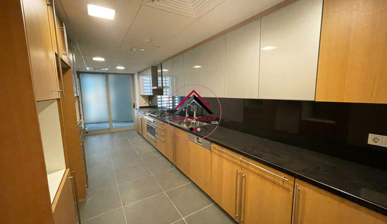 Marina View Deluxe Apartment for sale in Downtown Beirut