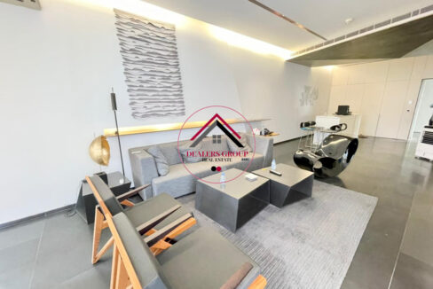 Prestigious Chalet For Sale In Yacht Club - Downtown