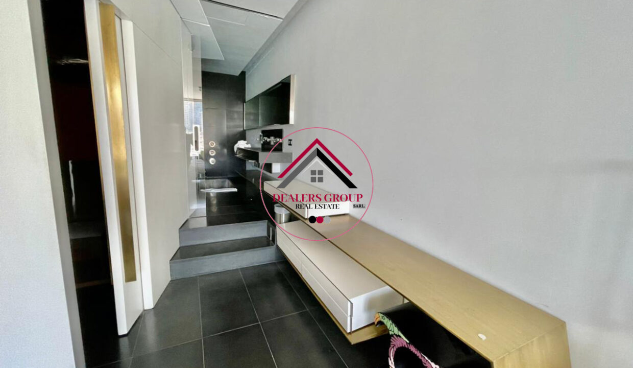 Prestigious Chalet For Sale In Yacht Club - Downtown