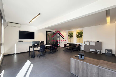 Prime Location Furnished Office For Sale in Clemanceau