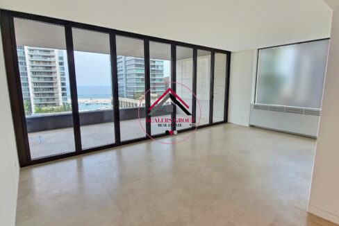 High floor Sea View apartment for Sale in the heart of Downtown Beirut