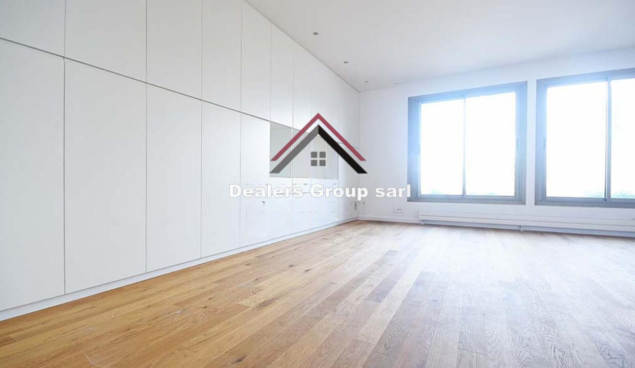 Private Terrace I Modern Apartment for Sale in Clemenceau