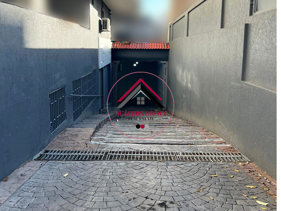 Pime Location Warehouse for sale in Tallet el Khayat - Beirut