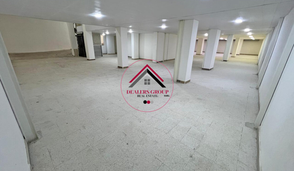 Pime Location Warehouse for sale in Tallet el Khayat - Beirut