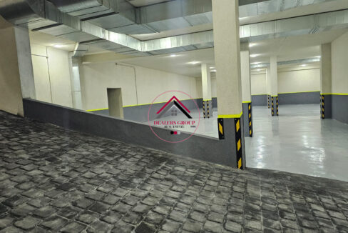 Prime Location Warehouse for sale in Baabda